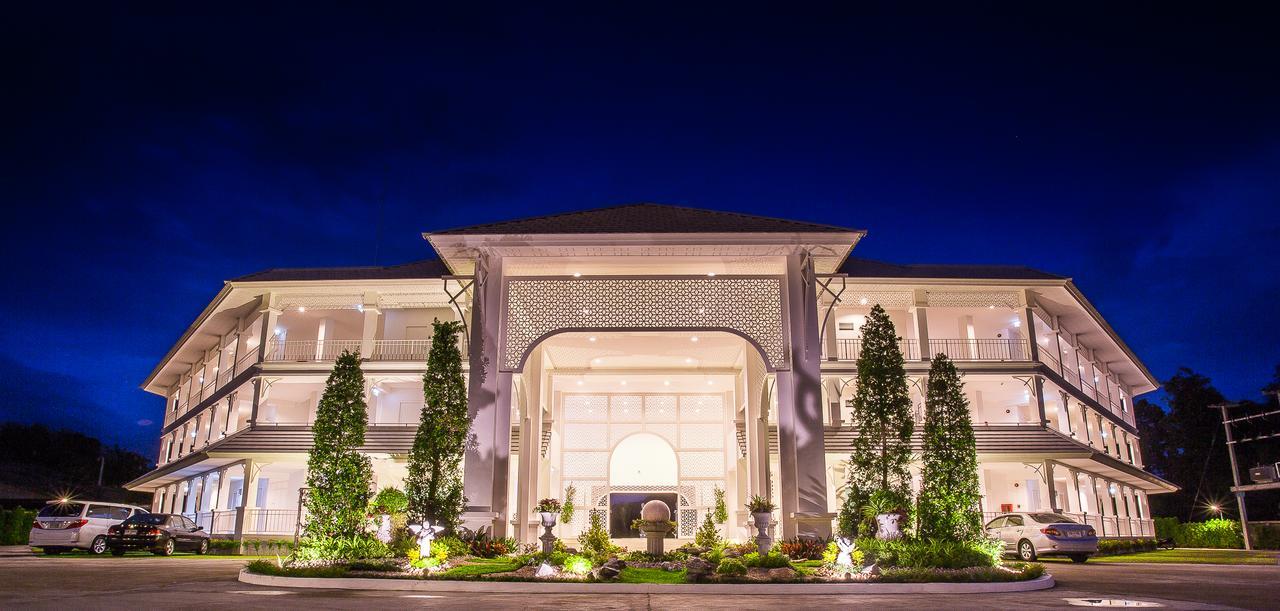 White House Hotel Tak Ngoại thất bức ảnh